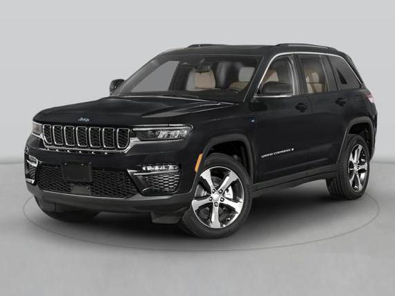 JEEP GRAND CHEROKEE 2023 1C4RJYB61PC624208 image